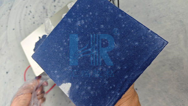 pp粘植绒，pp胶水，pp植绒摩擦后绒毛脱落有什么方法提高粘附力？