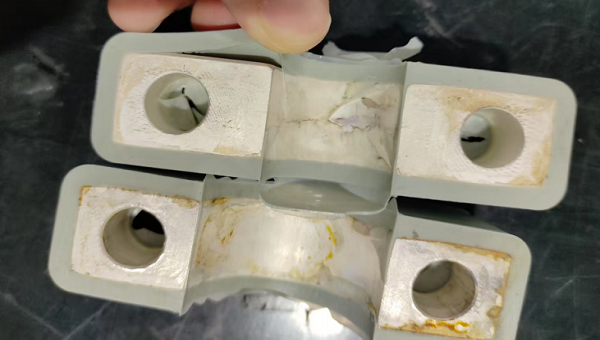 硅胶包电镀，硅胶胶水，硅胶包电镀银件脱胶怎么办？