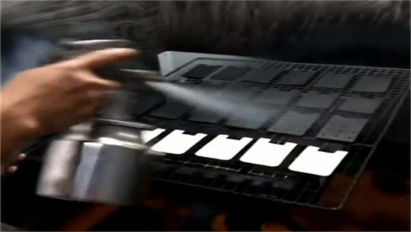 硅胶处理剂，硅胶喷油附着力不好怎么办?