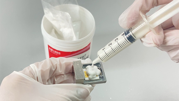 HR-8797单组份耐1000度高温胶，HR-8797单组份耐1000度高温胶的主要应用领域和应用场景有哪些?