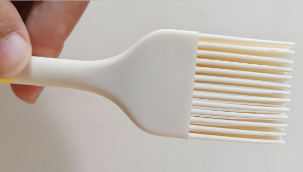 HR-326-6底涂剂，HR-326-6底涂剂破解烘焙硅胶刷硅胶粘尼龙脱落难题